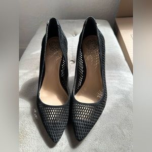 Vince Camuto pumps